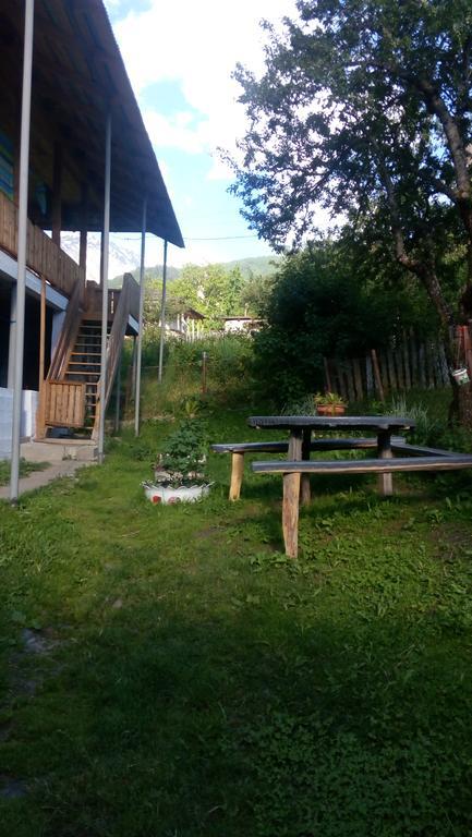 Maia's Guesthouse Chvabiani Eksteriør billede